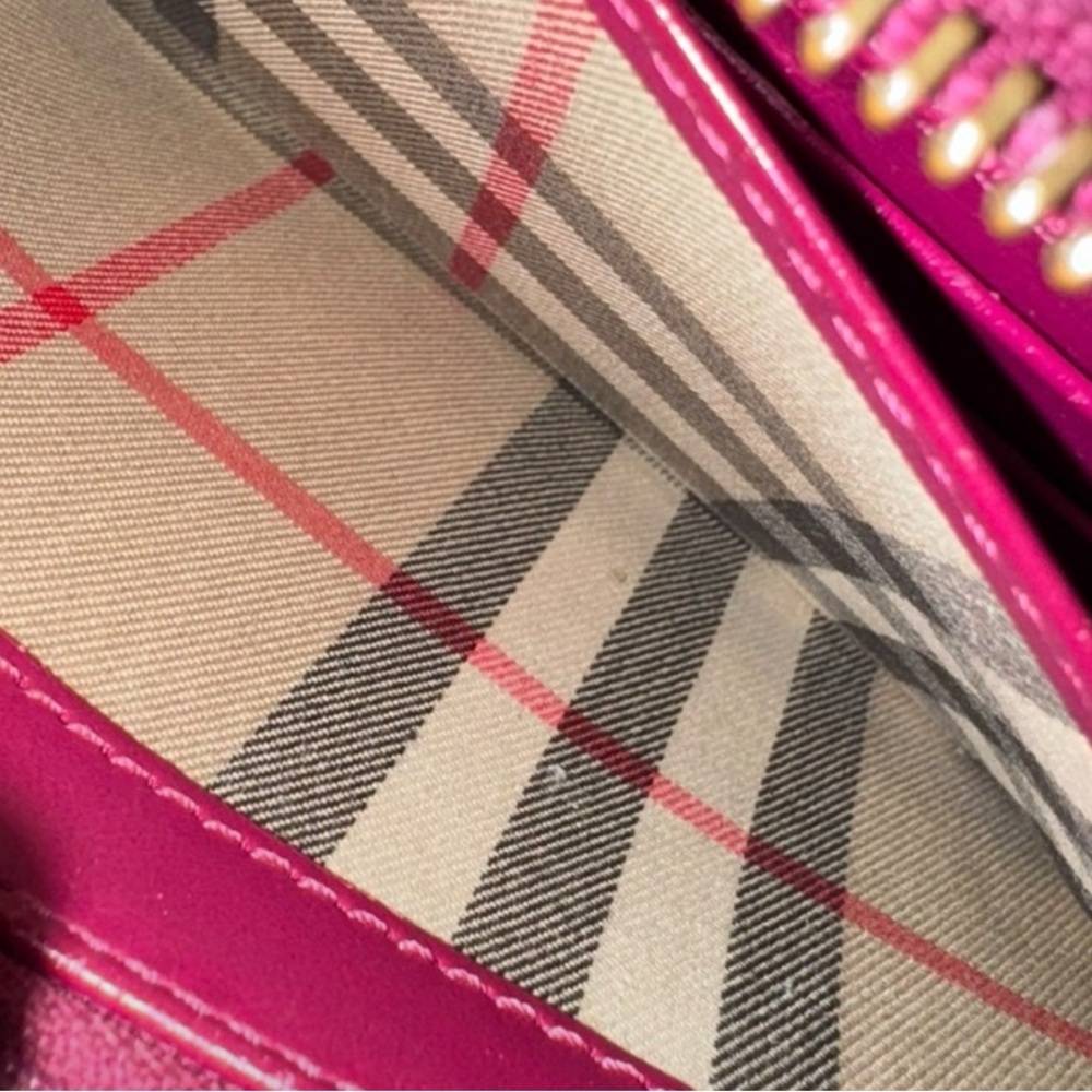 Burberry Leather Wallet - Picture 6 of 7